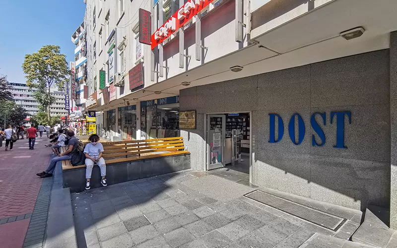 Erdal Akalın’dan Dost Kitabevinin hikayesi